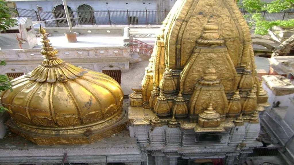 Shri Kashi Vishwanath Shiva temple 